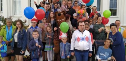 В Белоозерске состоялся традиционный Пасхальный праздник для инвалидов.