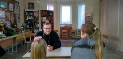 Индивидуальные консультации для учащихся и родителей  в Серафимовской воскресной школе