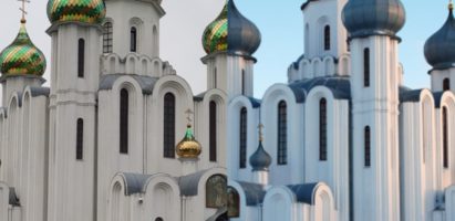 В храме преподобного Серафима Саровского завершены ремонтные работы по замене куполов.