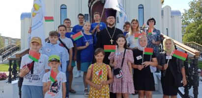 Участие прихода храма преподобного Серафима Саровского в торжественном митинге, посвящённом дню Военно-воздушных сил Республики Беларусь