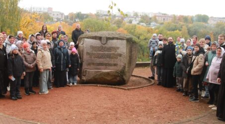 Серафимовская воскресная школа совершила семейную  духовно-просветительскую  поездку в г.Гродно