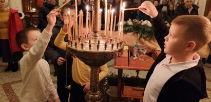 Детская служба в храме преподобного Серафима Саровского в г.Белоозёрске