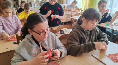 Творческие мастерские «Пасхальная радость»  в Серафимовской воскресной школе